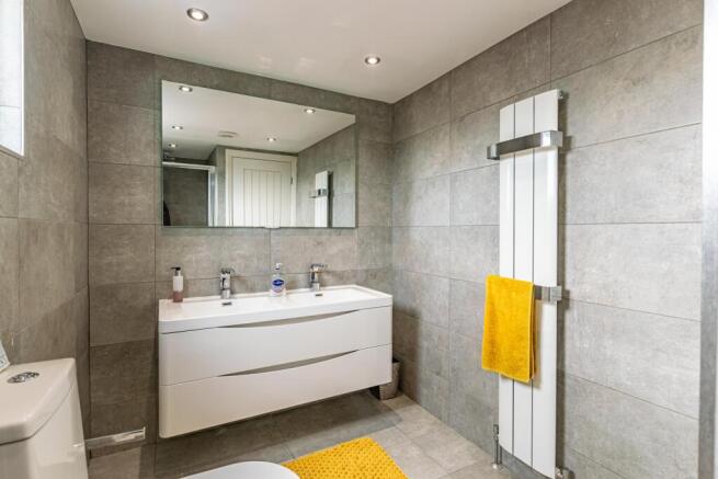 showerroom1