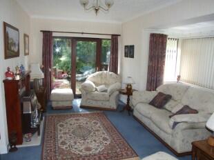 Lounge to garden