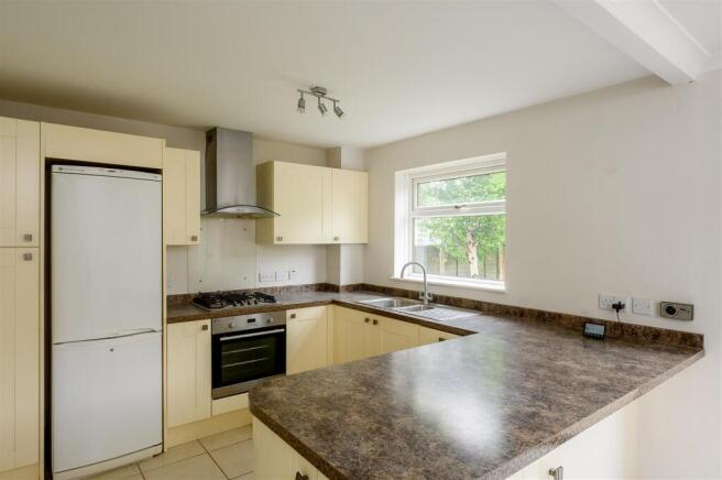 3 bed Detached for sale Image 6