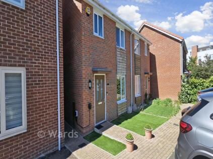 Fourier Grove, Dartford, Kent