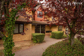 6, Thicket Grove, Penge, London SE20 8AW