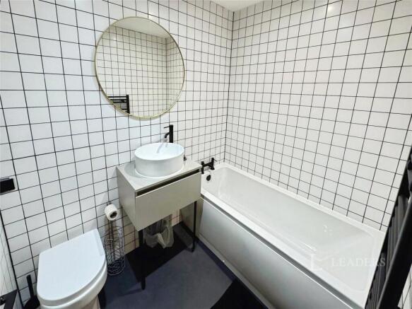1 bed Flat to rent Image 6