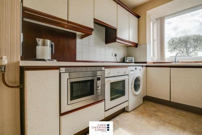 Kitchen 3.jpg