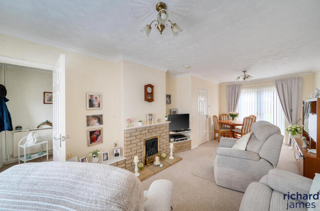 ac23736e222d4e0bac894714e13bdd33