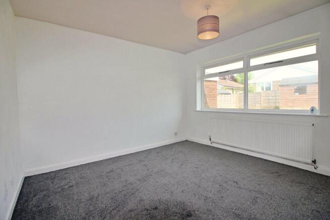 Bedroom 1 (Double)