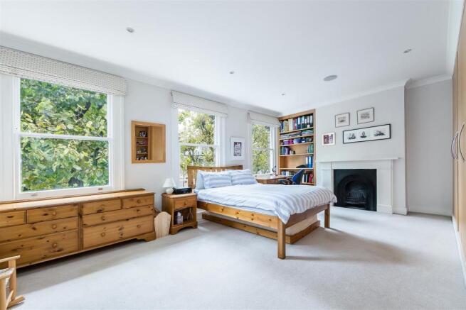 Sales Hammersmith Agate Road 26 - Bedroom 2.jpg