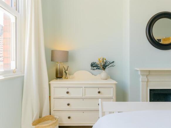 Bedroom G.jpg