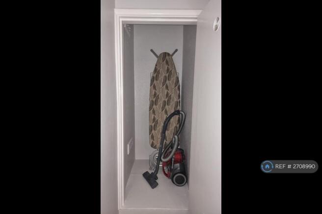 Bedroom 2 (Storage)