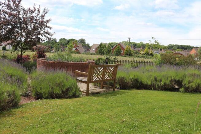 COMMUNAL GARDENS