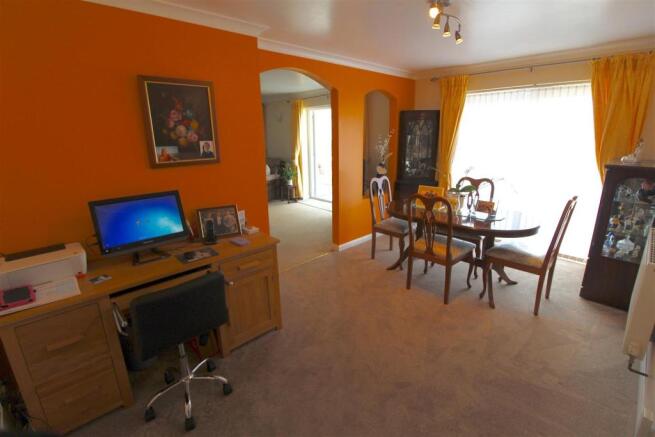 Dining Room.jpg