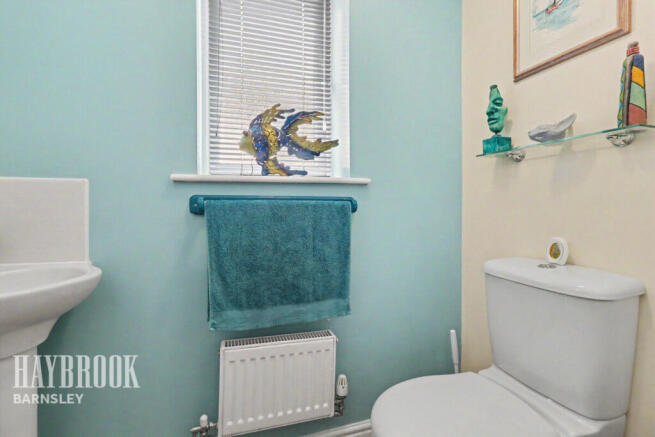 3 bed Detached for sale Image 10