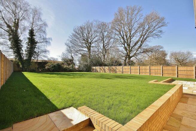 Rear Garden Pl...