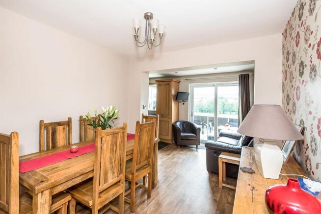 Dining Room: