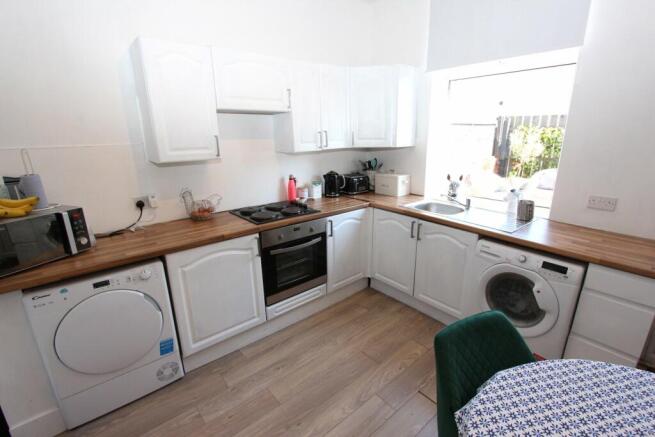 Kitchen2