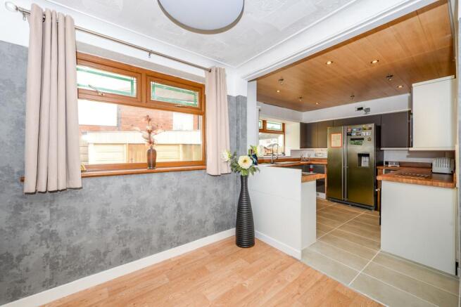 Kitchen/breakfast ro