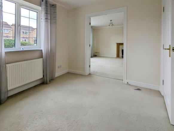 2 bed Apartment for sale Image 7