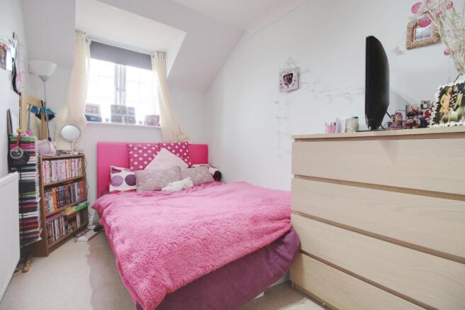 Bedroom 2 (Double)