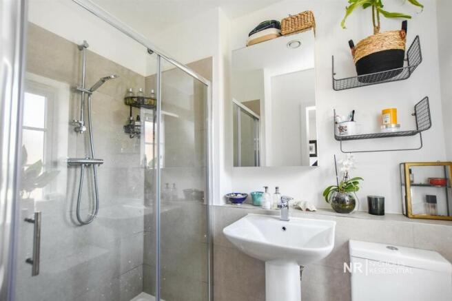 En Suite Shower Room