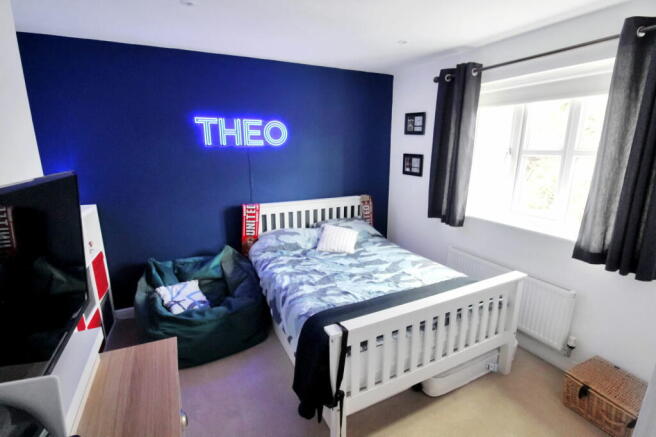 Photo 18