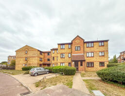 8, Arran House, Pioneer Way, Watford WD18 6SU