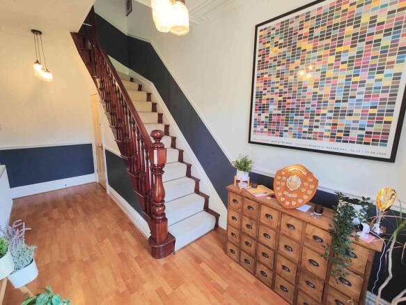 4 bed Terraced for sale Image 9