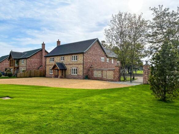 4-bed detached on Executive Detached New Home in Saham Toney, £950,000