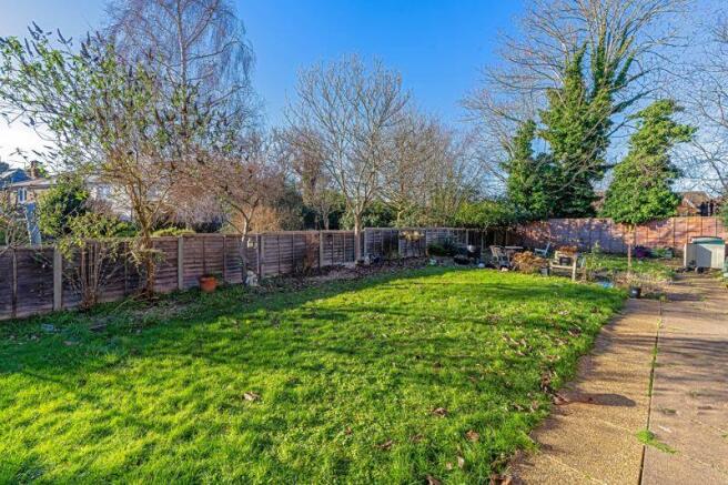 PRIVATE GARDEN