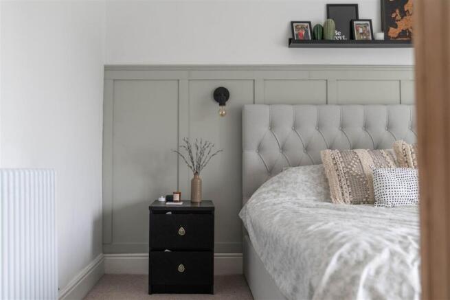 Bedroom2-5.jpg