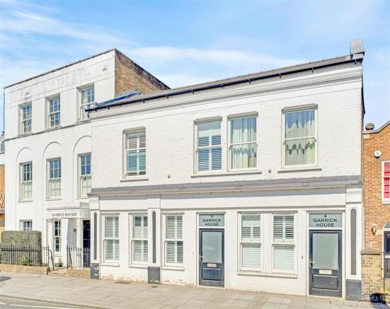 1-bed flat on Garrick House, Hampton Hill, £325,000
