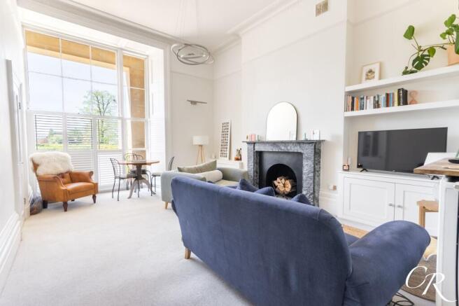 Sitting/Dining Room