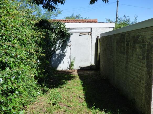 Garage And Private Parking