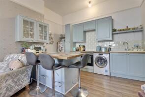 Flat 1, 28, St Ronans Road, Southsea PO4 0PT