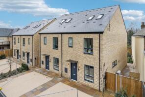 2, Victoria Mansion, Victoria Close, Rickmansworth WD3 4EQ