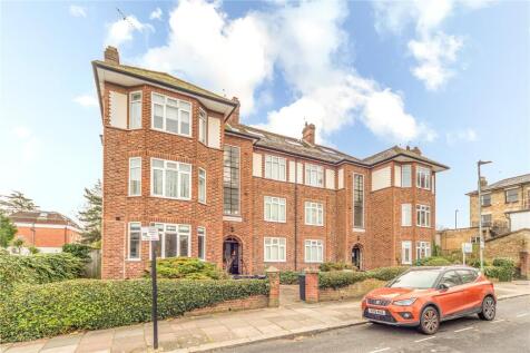 Warwick Road, London, N11