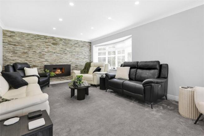 4 bed Detached for sale Image 12