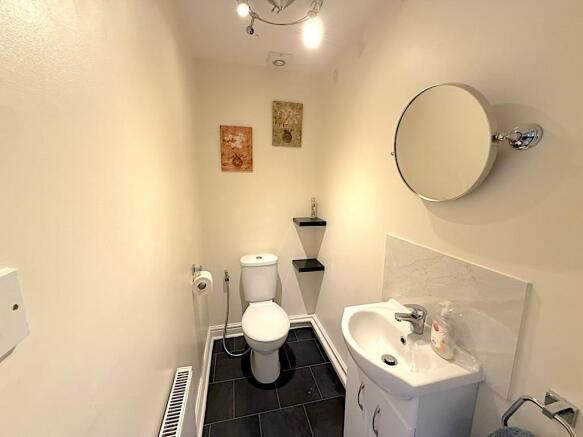 Downstairs wc.jpg