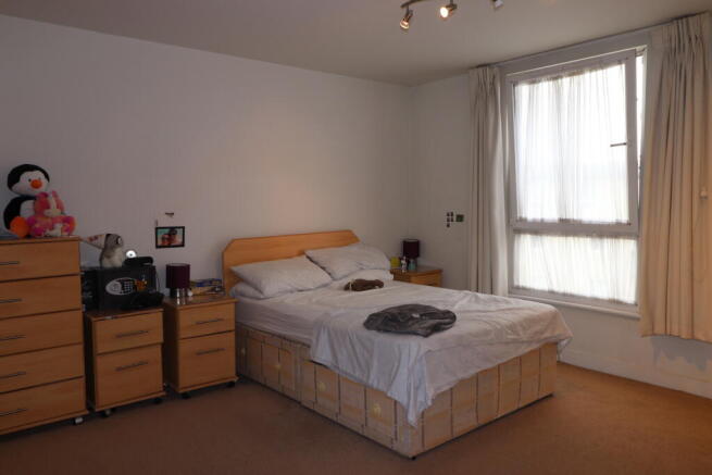 Photo 03