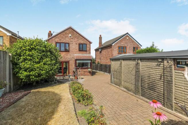 3 bed Detached for sale Image 9