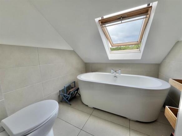 En-Suite Bathroom