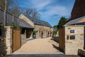 Old Gable Barn, Tredington Road, Blackwell CV36 4PE