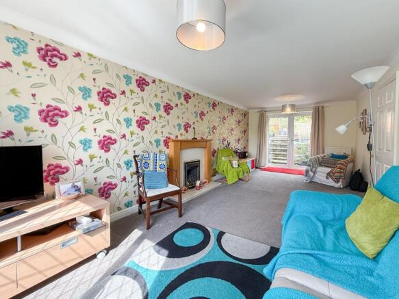 4 bed Detached for sale Image 11