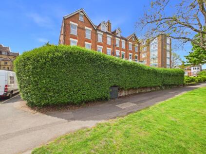 Earls Avenue, Folkestone, Kent, CT20