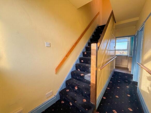 3 bed Semi-Detached for sale Image 6