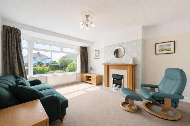 3 bed Semi-Detached for sale Image 4