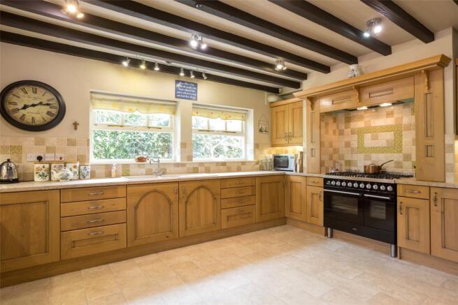 Breakfasting Kitchen