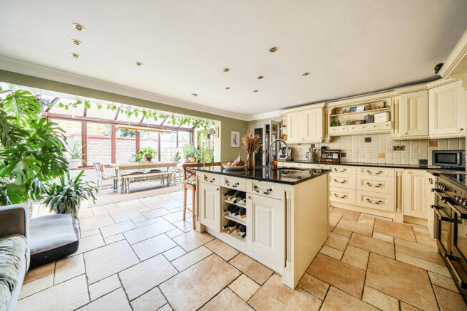 Kitchen/Conservatory