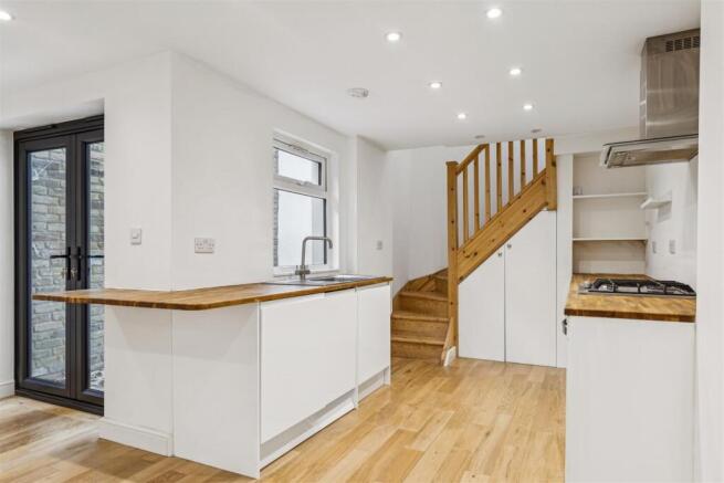 Chiswick Road - FOR SALE