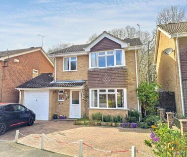 Fontwell Avenue, Bexhill-on-Sea, TN39