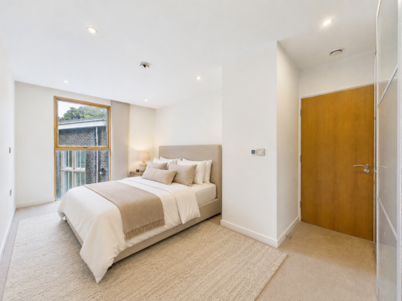 2 bed Apartment to rent Image 6