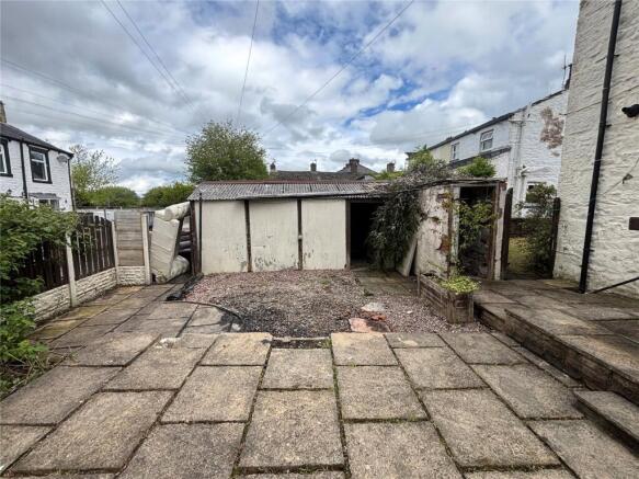 2 bed Semi-Detached for sale Image 11